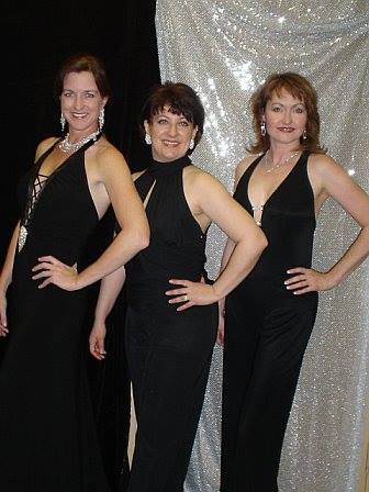 Desert Foothills Theatre. 2006. A Grand Night for Singing. Amy Powers, Lizz Reeves Fidler, Janine Smith. Photo credit unknown.